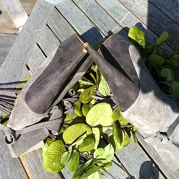 COLIN STUART SUEDE ANKLE BOOT 7 - Picture 10 of 15